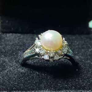 Diamond and Pearl Ring Size 9 White Gold Plated